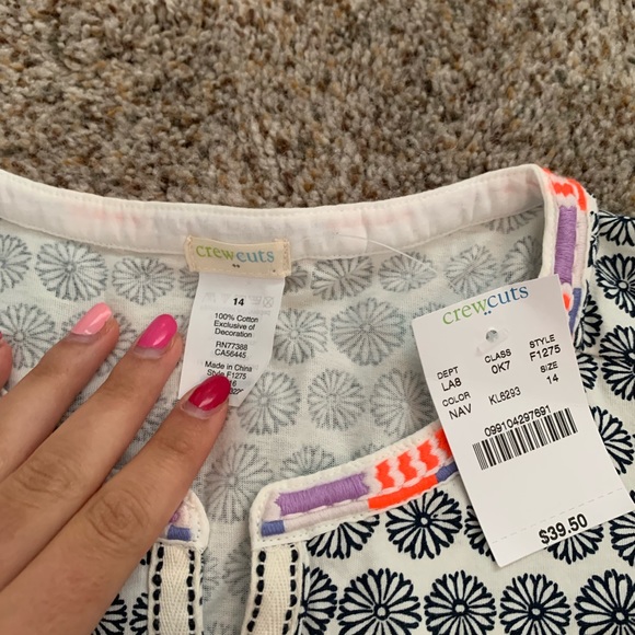 Crew cuts tank - Picture 2 of 3